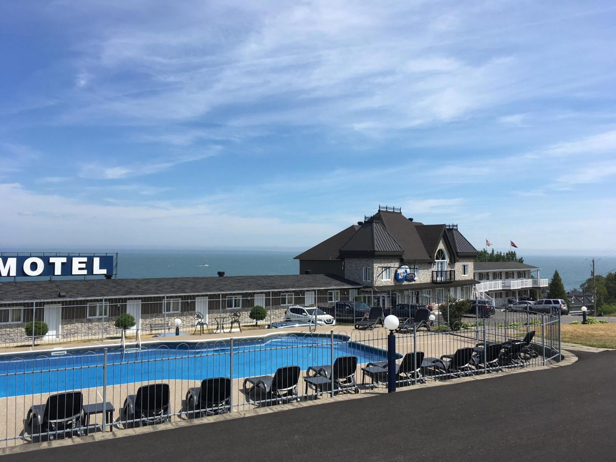 Motel Vue Belvedere Saint-Siméon Exterior foto